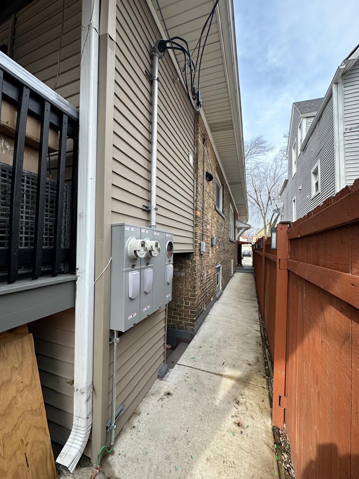 Electrical work in Chicago, Illinois by ACENG ELECTRICAL